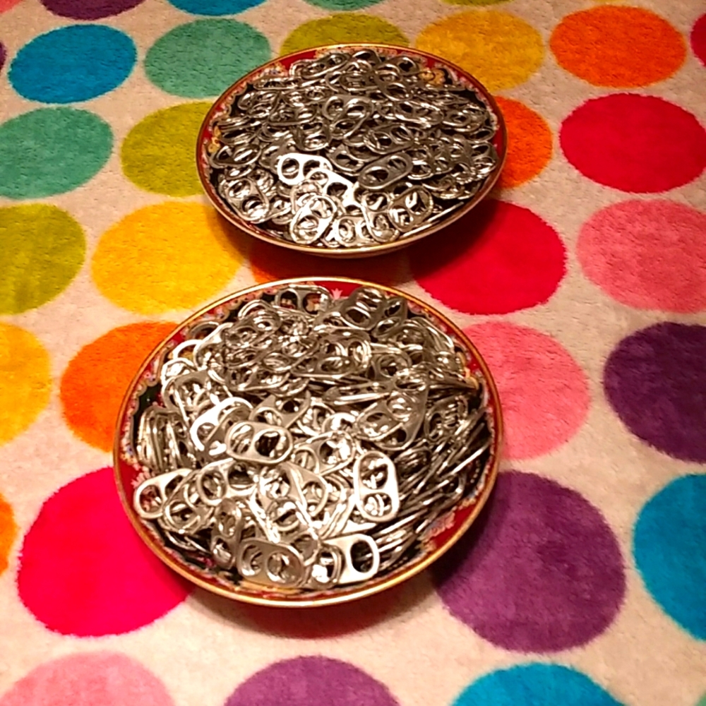 Lots of cans tabs (Dont Worry About The Price)